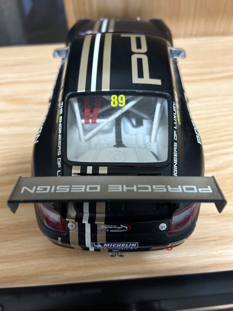 貴重　オートアート1／18 ポルシェ911希少なカラー 訳あり