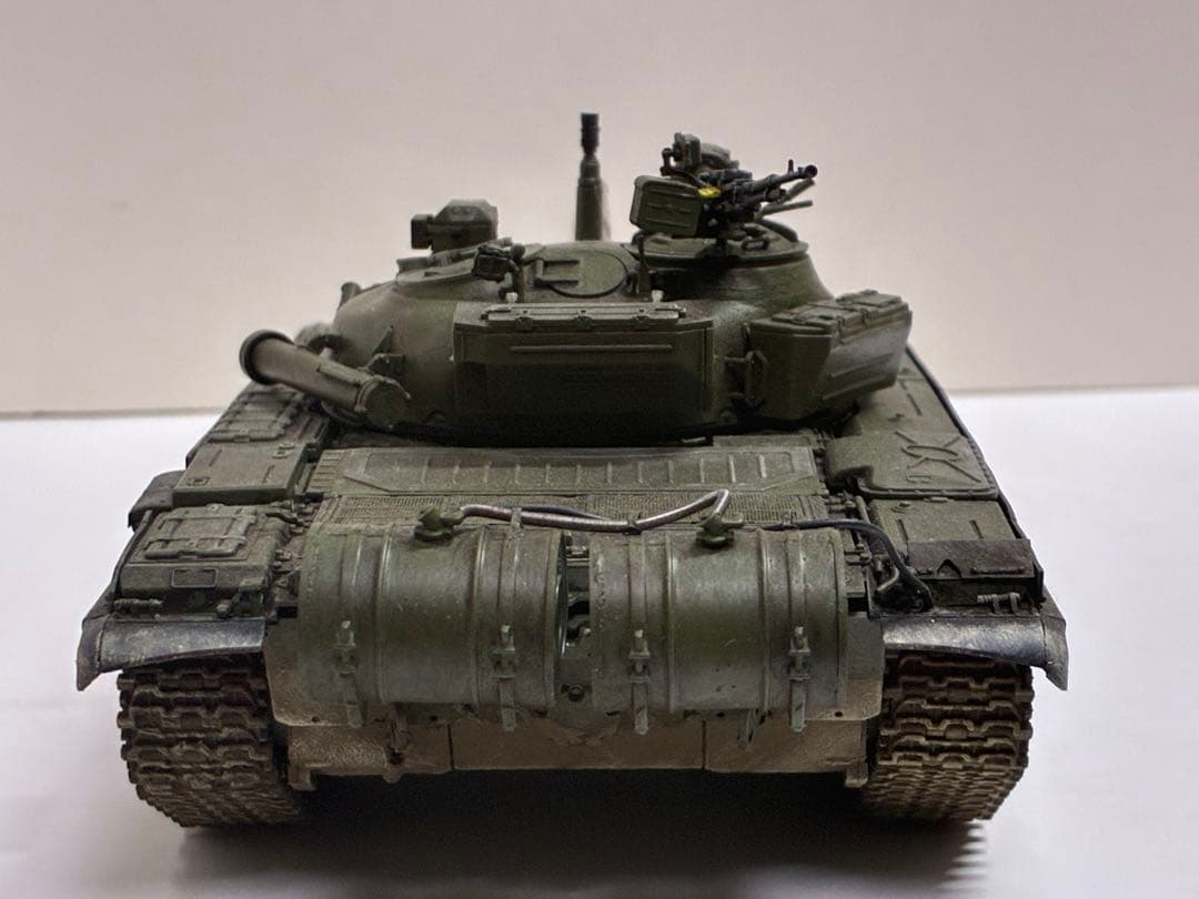 アミュージングホビー　1/35 M-84A 完成品　戦車　模型　ユーゴスラビア