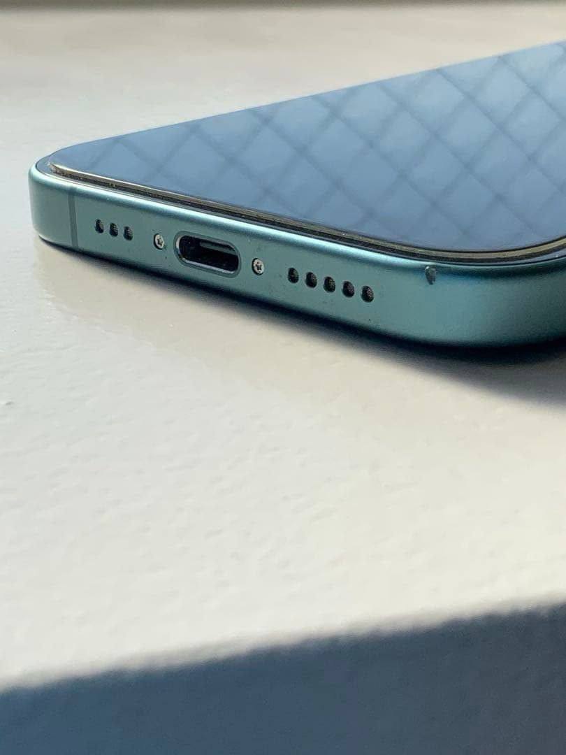 Apple iPhone16 128gb ティール