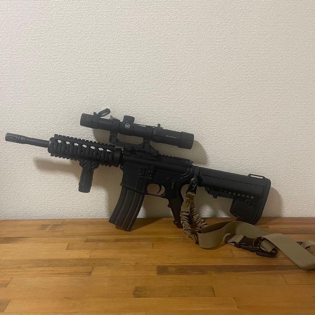 東京マルイ次世代M4 CQB-R セット　Vector Optics 付