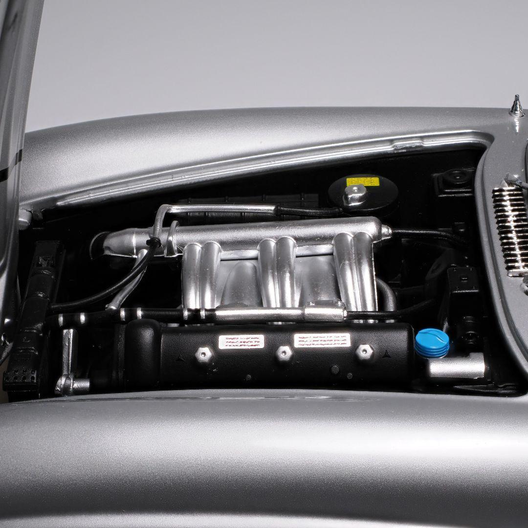シュコー 1/18 メルセデスベンツ 300SL ガルウイング schuco