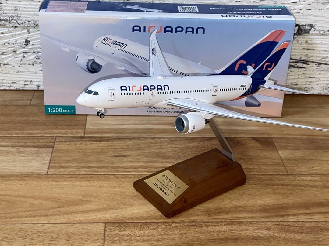 [本体美品]1/200 AIR JAPAN 787-8 全日空商事 JA803A