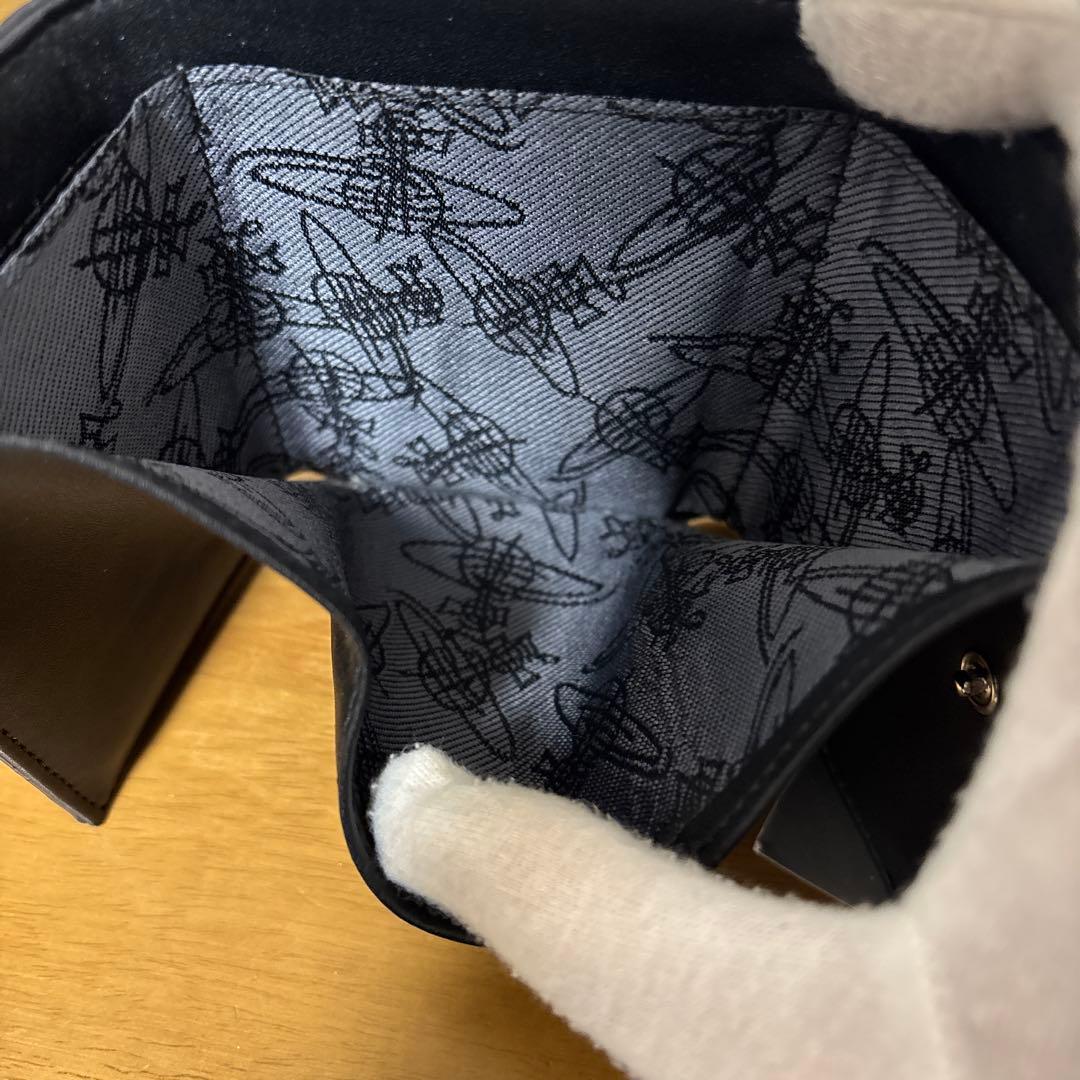 Vivienne Westwood ブラック 三つ折り財布