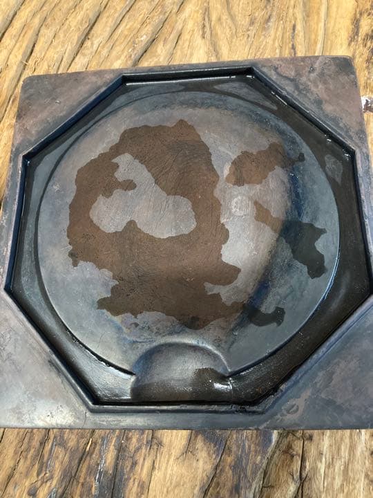 中国　古い硯　空走　木蓋あり
