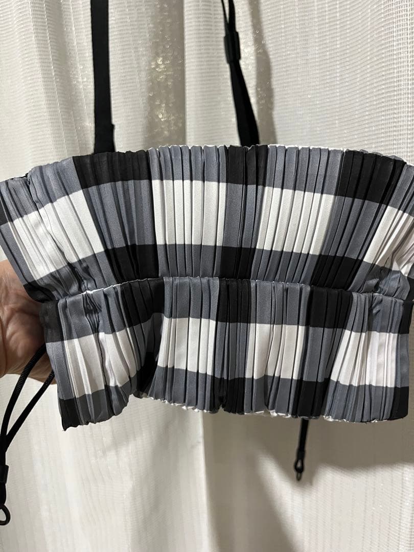 PLEATS PLEASE issey miyakeショルダーバッグ