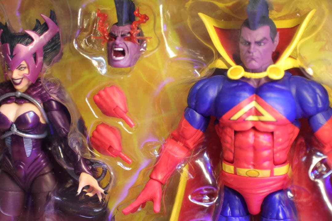 新品未開封マーベルレジェンズ デスバード & グラディエーター フィギュアセット