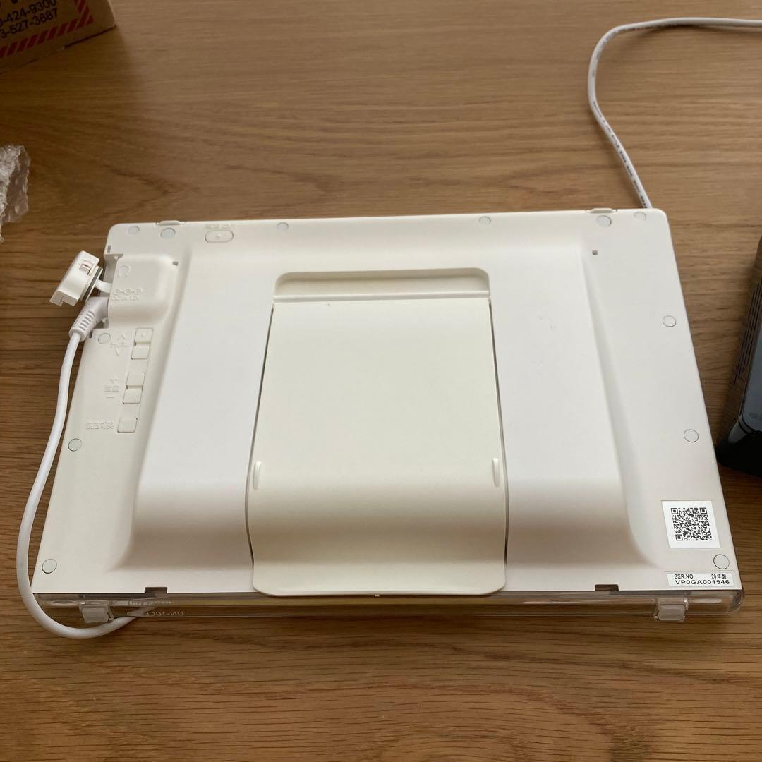 美品 Panasonic プライベートビエラ UN-10CE10-W ホワイト