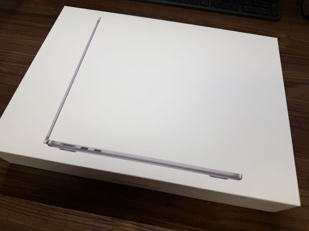 m*i様 Apple MacBook Air 13.6インチ M2 8GB 25