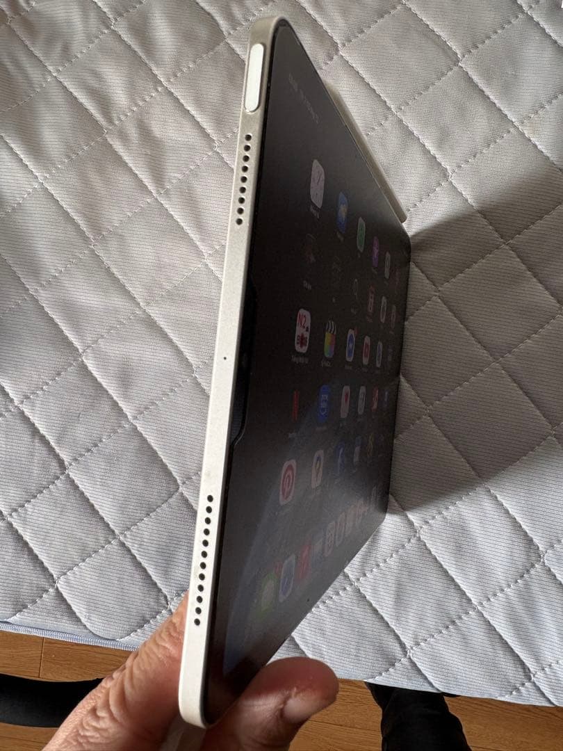 Apple iPad Air 第5世代シルバー 本体