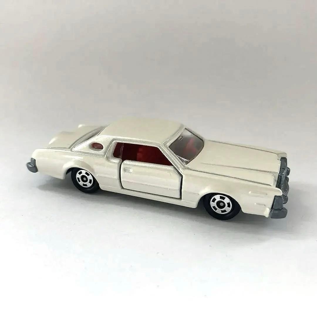 トミカ F4-1-8 フォード コンチネンタル マークⅣ日本製 青箱 パールW