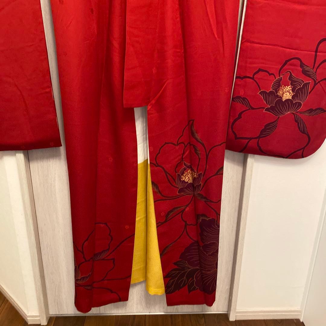 赤い振袖 染め花柄　長身用