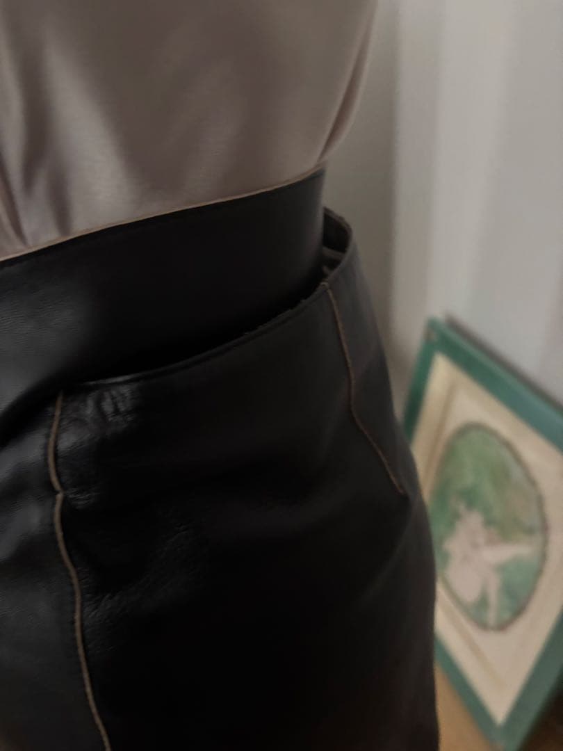 JIL SANDERジルサンダー、革の巻きスカート。新品未使用、最終価格です。