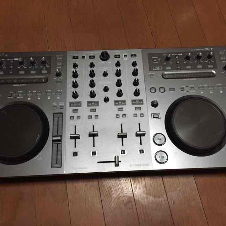 DDJ-T1 コントローラー