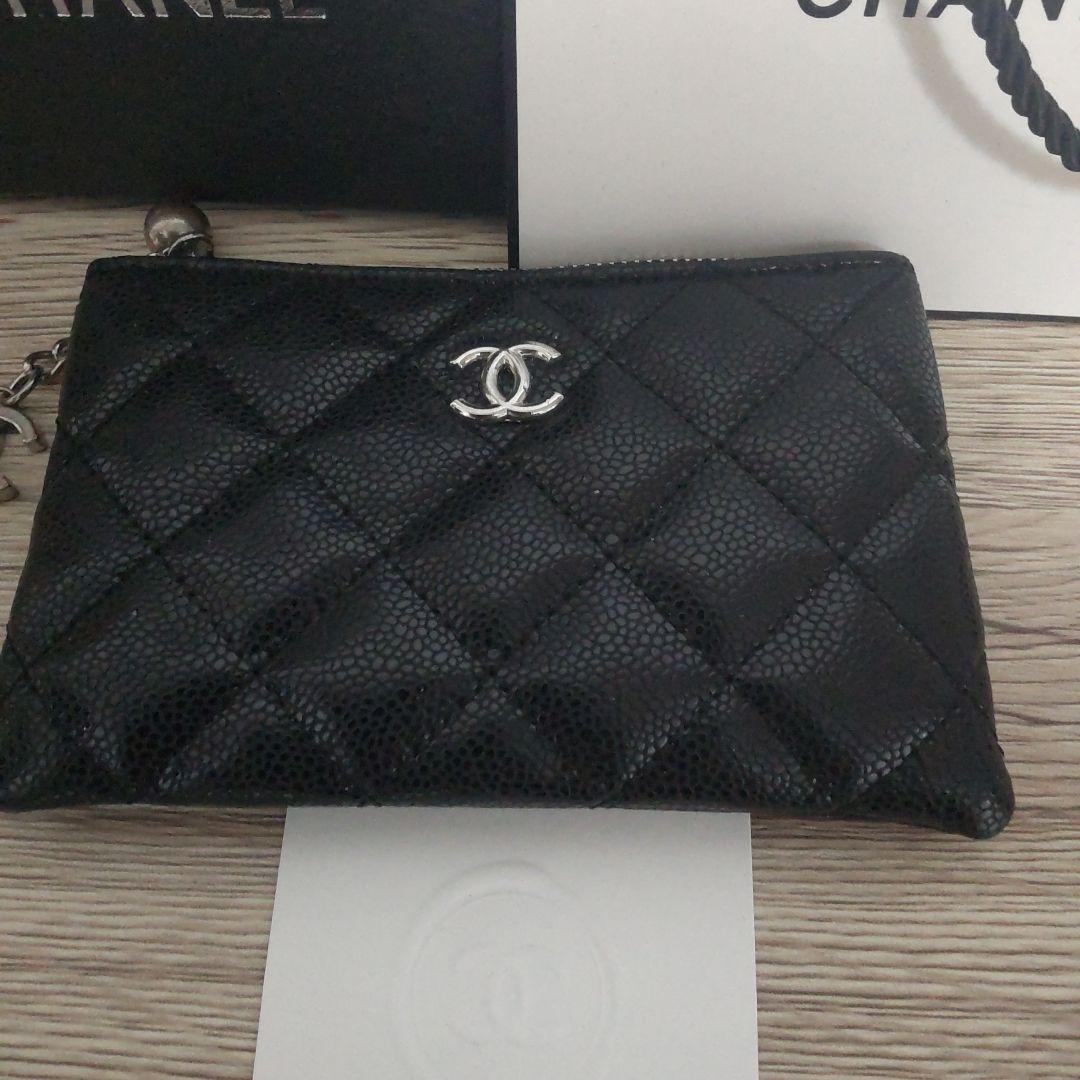 シャネルノベルティポーチ