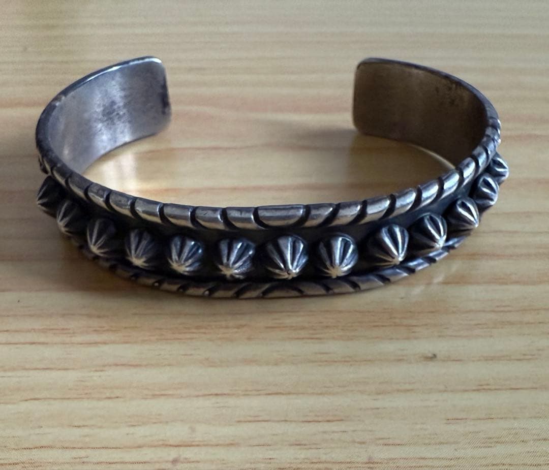 Lee ナバホ族　サンシャインコンチョバングル