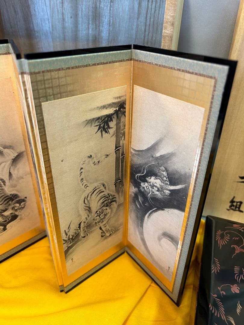 未使用　正倉院蔵　忍冬鳳凰密陀絵柄文庫　漆塗　蒔絵　八寸屏風　伝統工芸　宝物