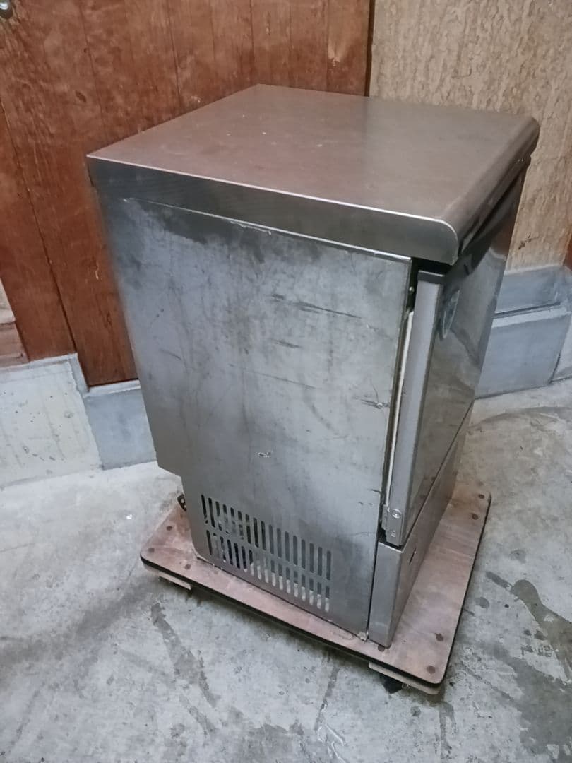 ダイワ　業務用製氷機　DRI-25LME 　ホシザキIM-25M 相当