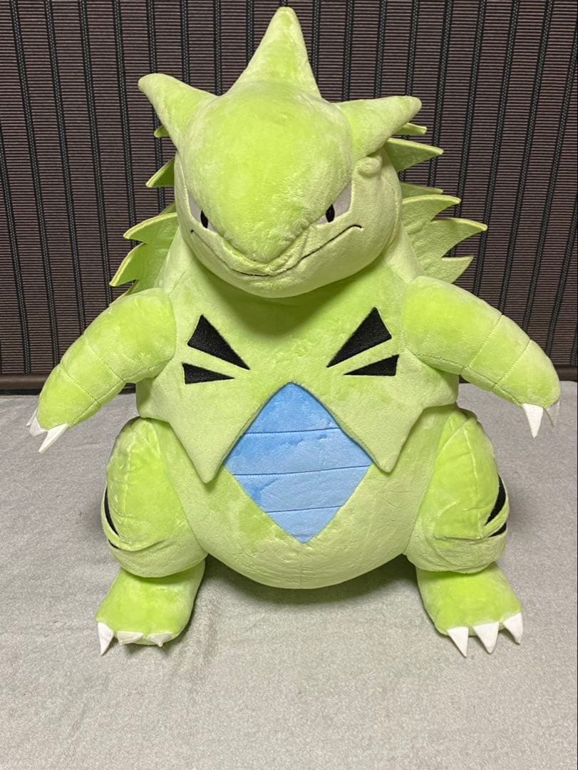 ポケモン　BigMore! 特大ぬいぐるみ　バンギラス