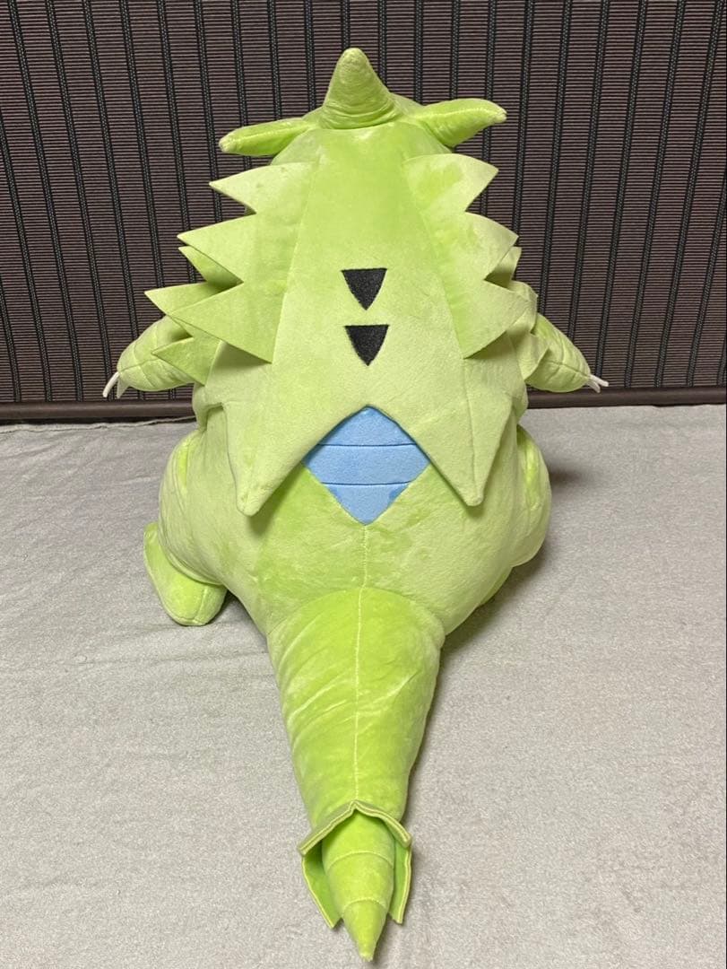 ポケモン　BigMore! 特大ぬいぐるみ　バンギラス