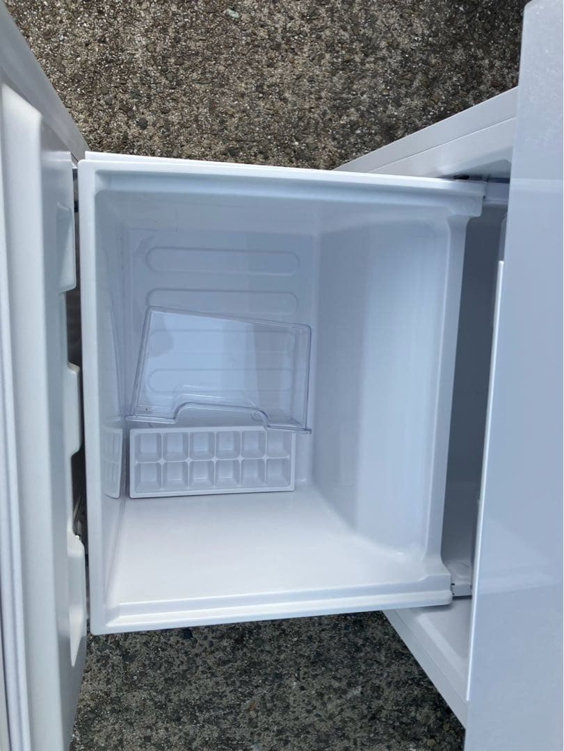 SHARP 冷蔵庫 ホワイト Plasmacluster 2023年製