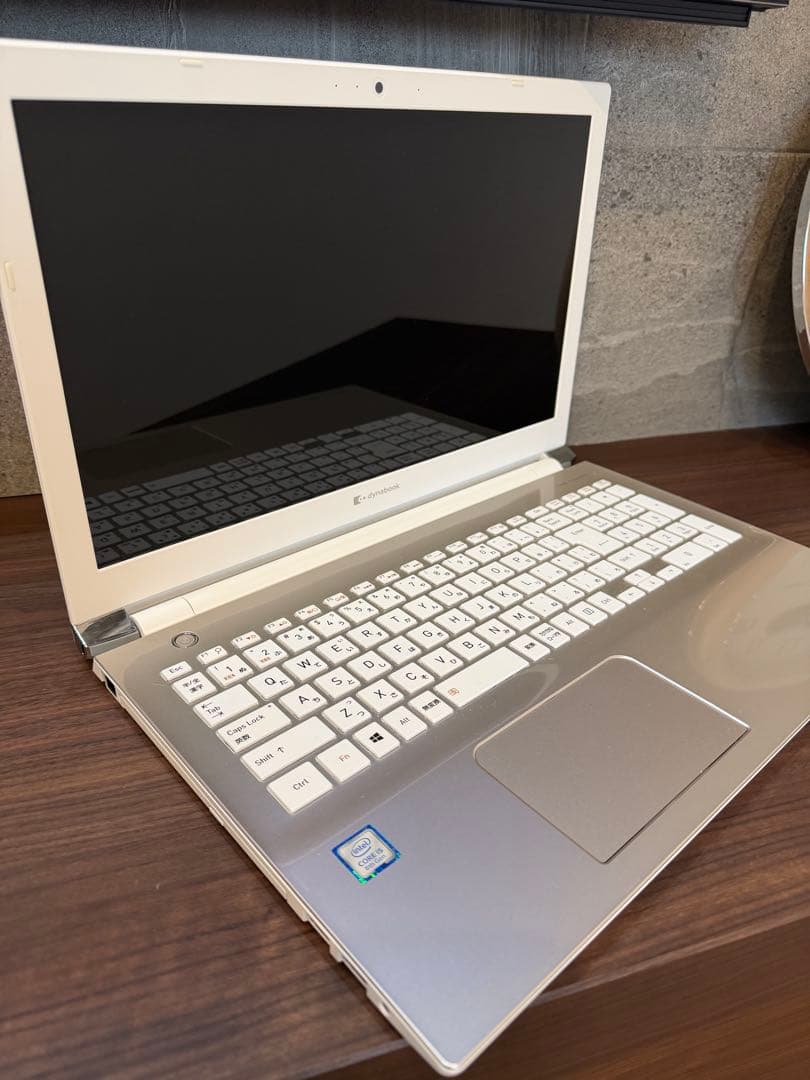 dynabook 15.6インチ ノートパソコン