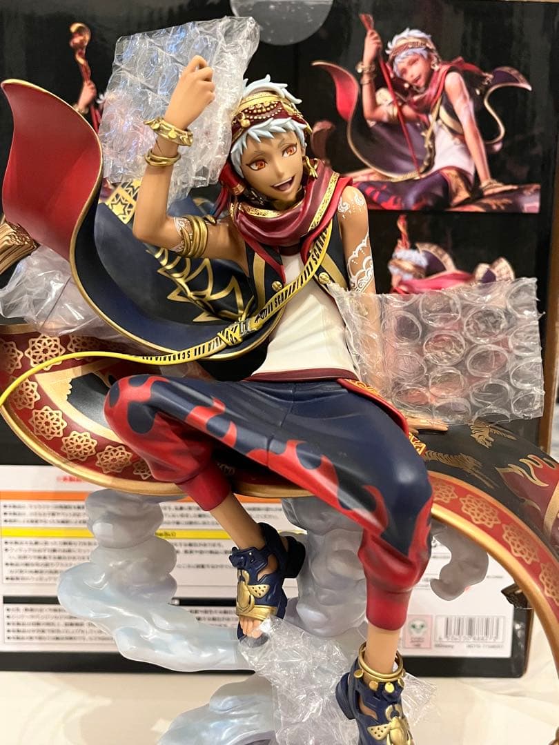 ツイステ カリム 1/8 スケールフィギュア