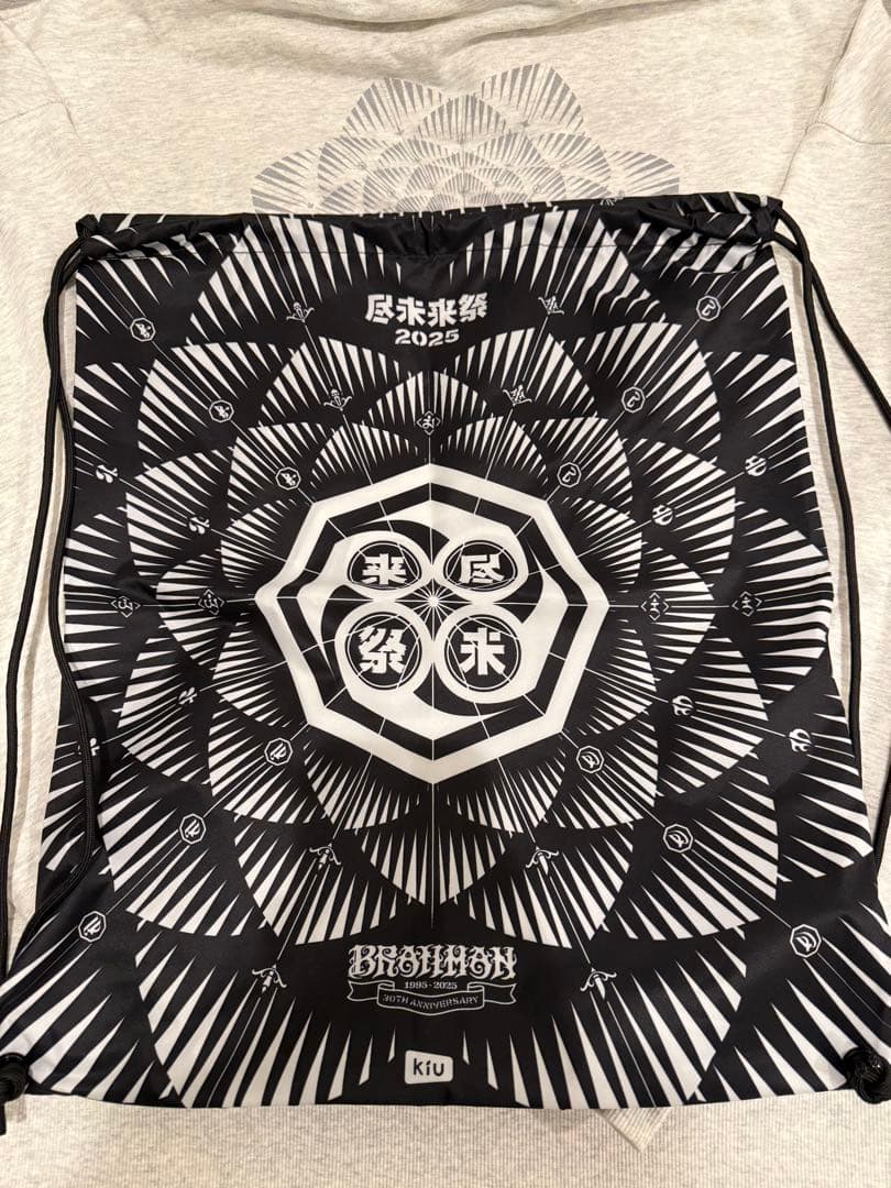 f*l様 Kiu 尽未来祭 コラボ 非売品パーカー XL