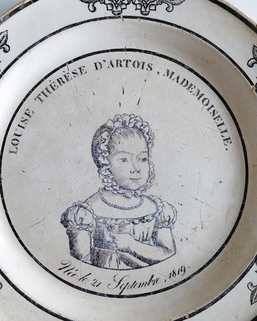 モントロー窯 ルイーズ・テレーズ・ダルトワ 肖像画皿