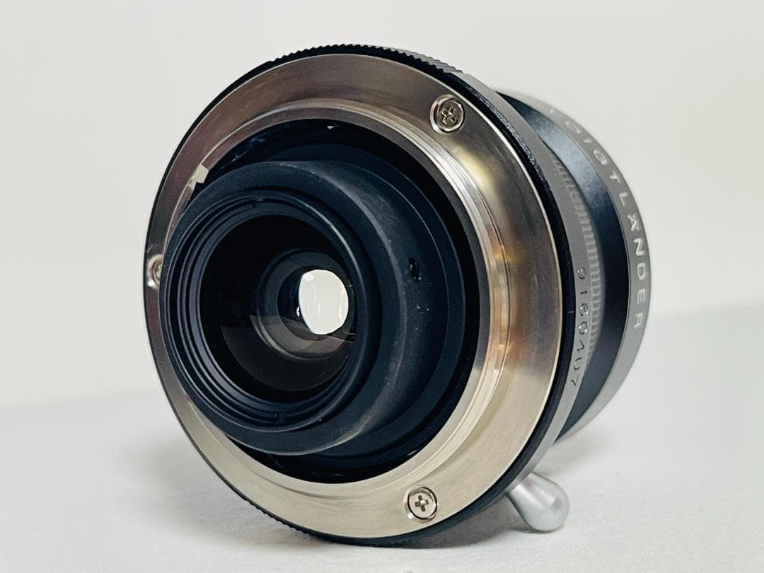 Voigtlander COLOR SKOPAR 21mm F4 L39レンズ