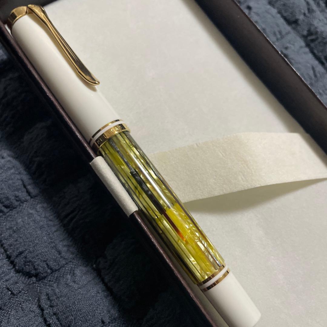 Pelikan ペリカン 万年筆 スーベレーン ホワイトトータスtopazインク