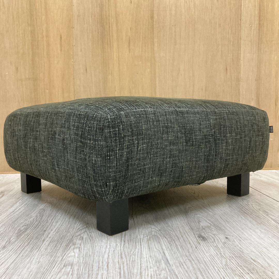 NOYES ノイエス　スツール　オットマン