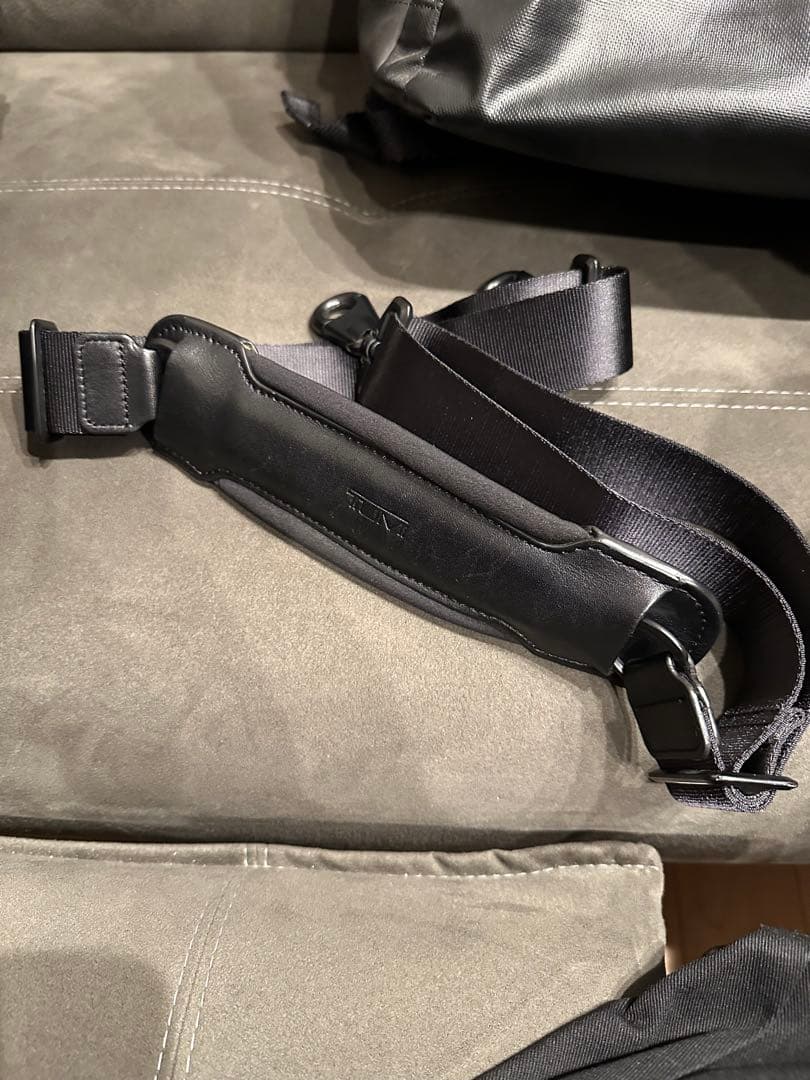 TUMI ALPHA ラップトップ・ブリーフ 1173461041