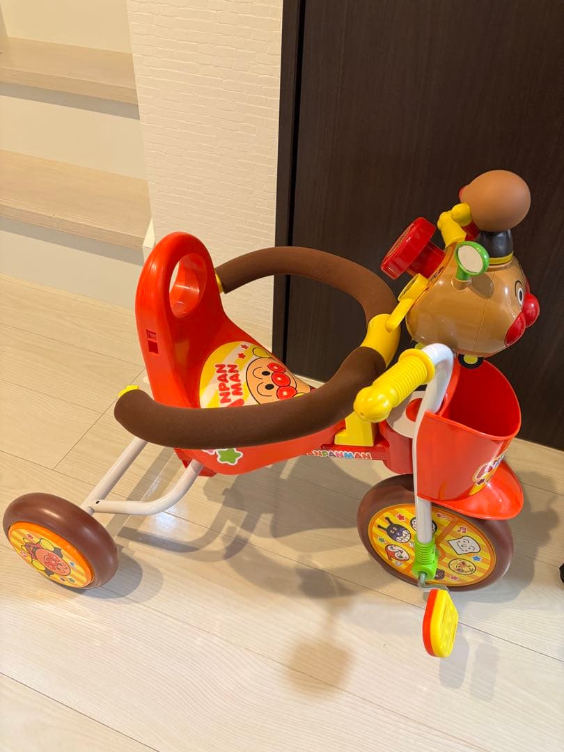 【新品】わくわくアンパンマン号2