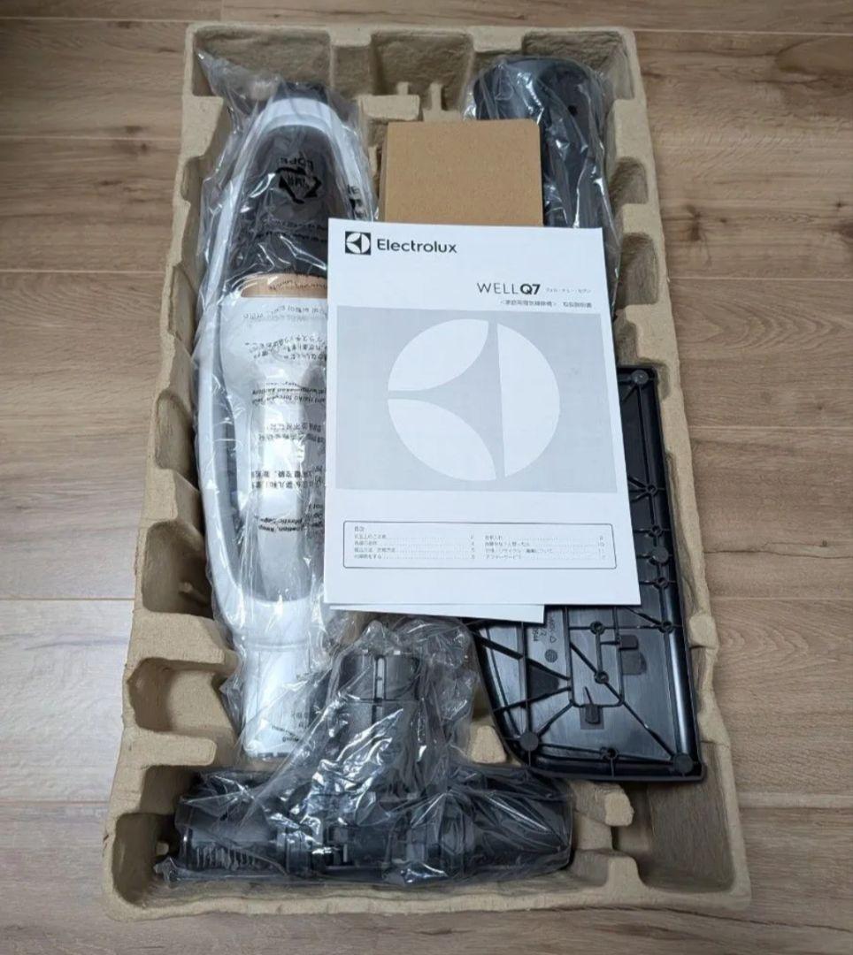 エレクロトラックス コードレスクリーナー Well Q7