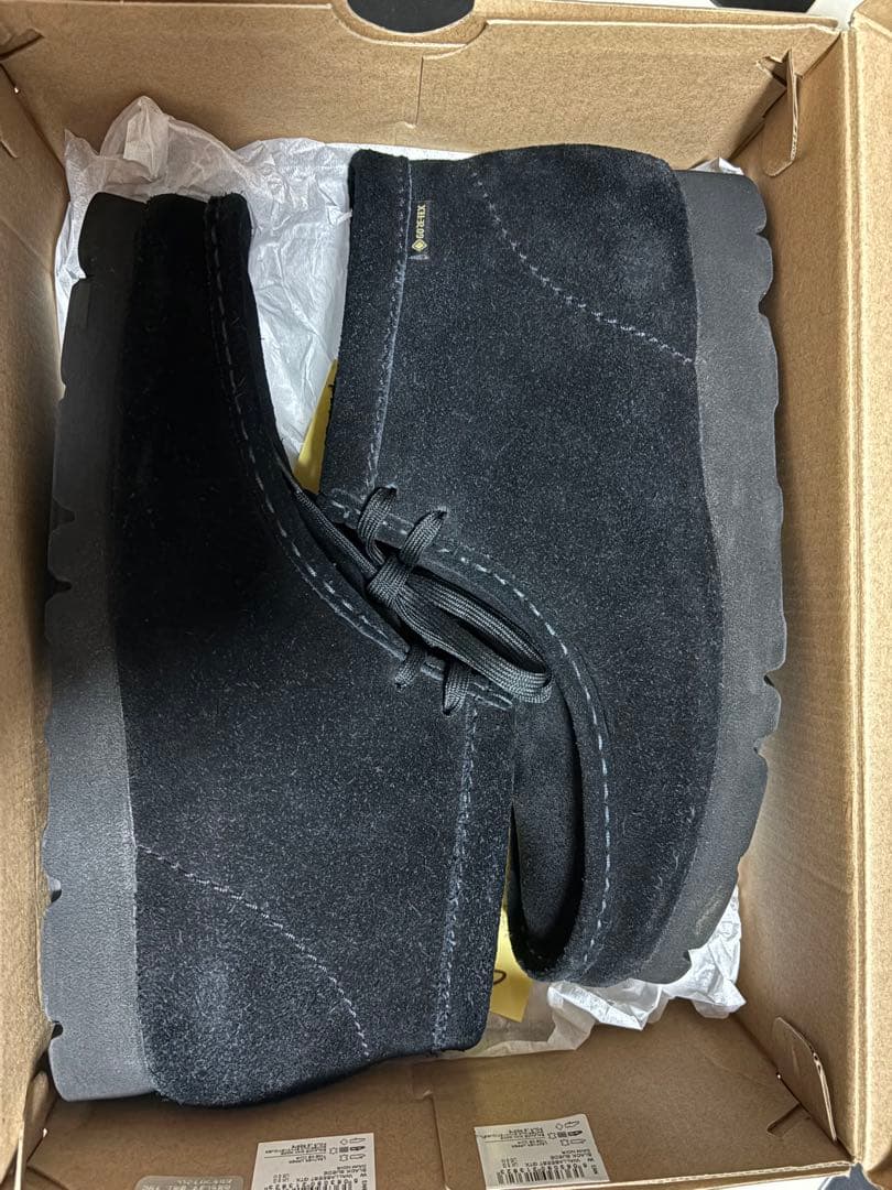 クラークス ワラビーブーツ ゴアテックス　CLARKS GORE-TEX