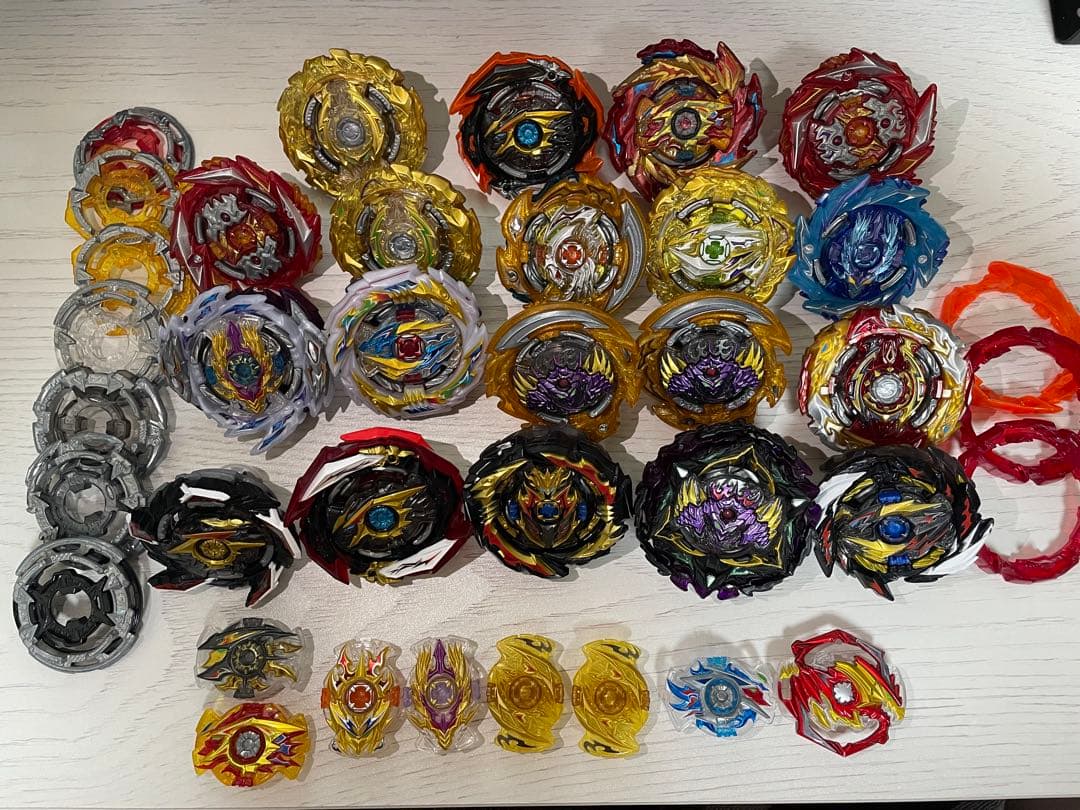 ベイブレードバースト超王 スパーキング 19点まとめ売り おまけ付き