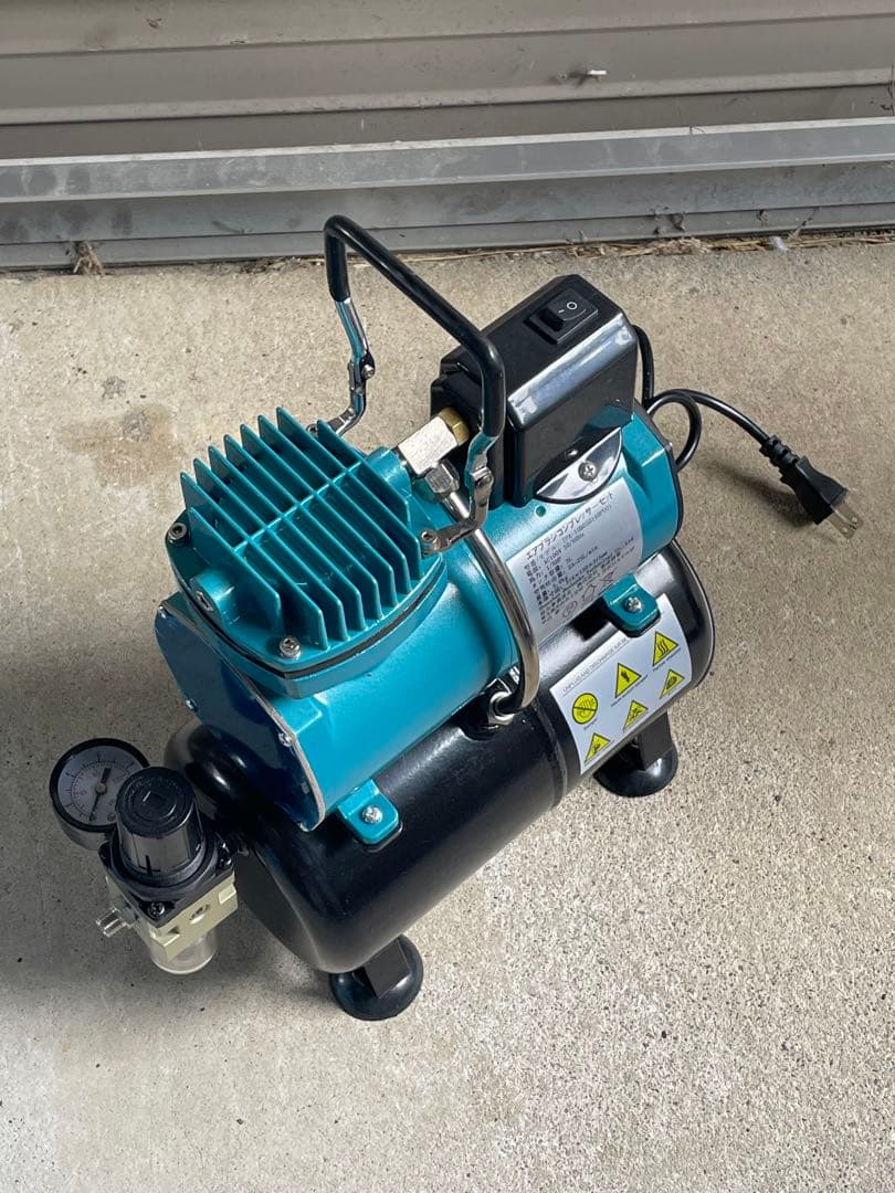 エアブラシコンプレッサーセット/エアコンプレッサー/泰成商事/美品