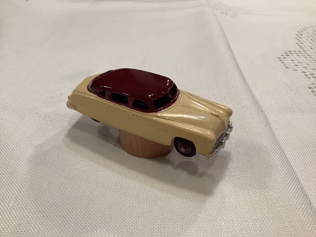 美品激レア　DINKY TOYS HUDSON COMMODOREミニカー