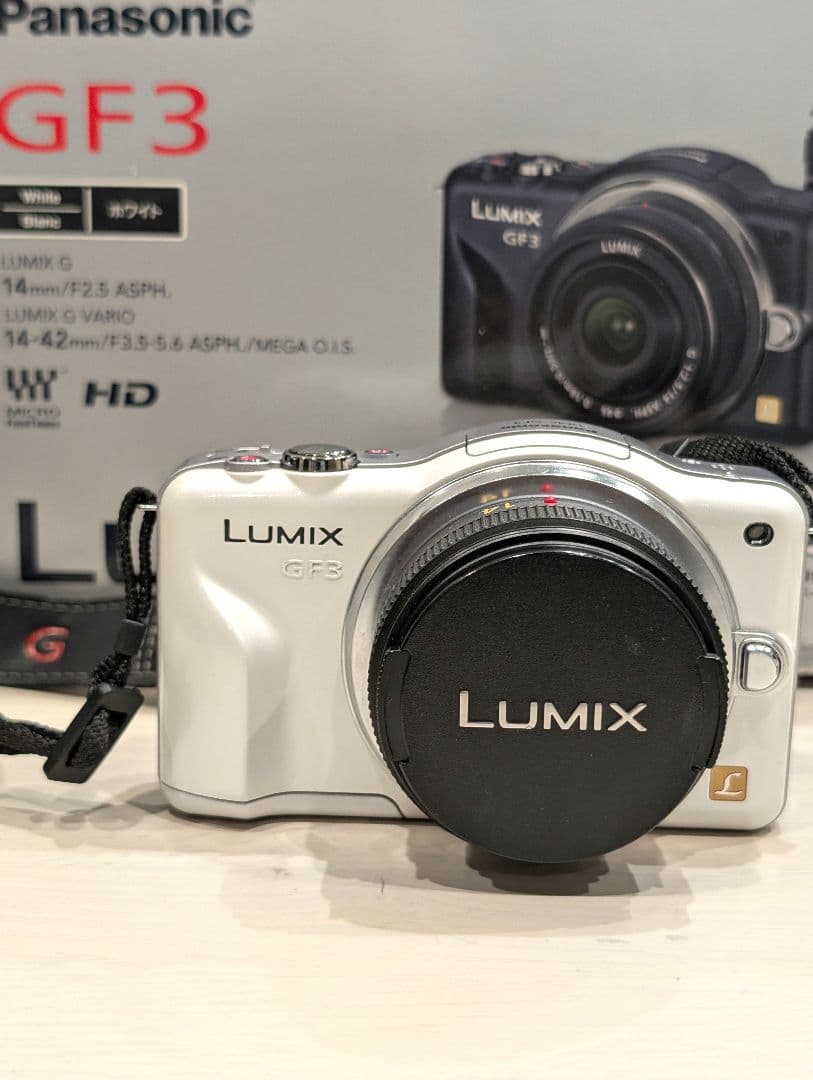 Panasonic GF3 ホワイト 14-42mmレンズ付き
