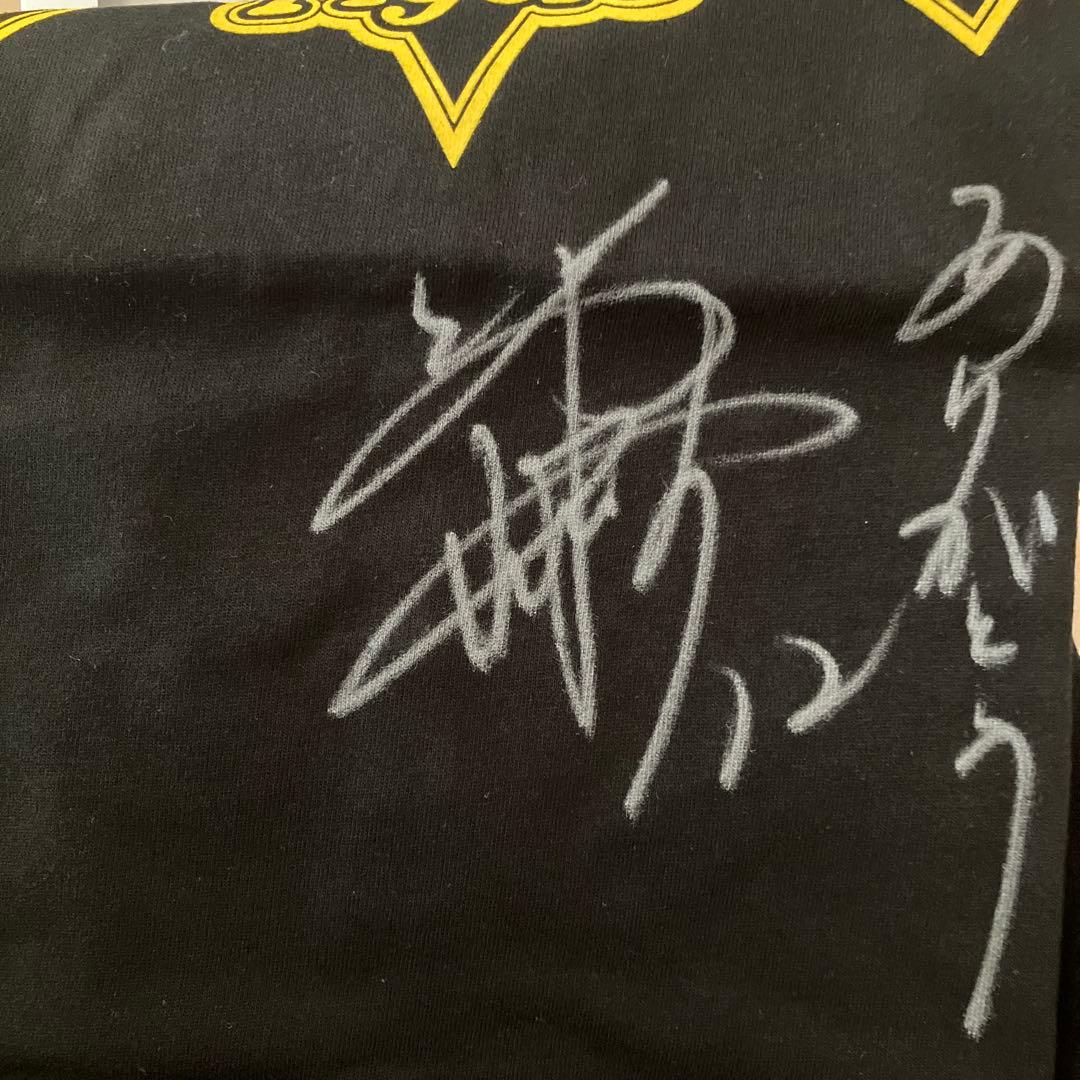 阪神タイガース　2023 日本一記念　坂本選手サイン入り　ビールかけTシャツ