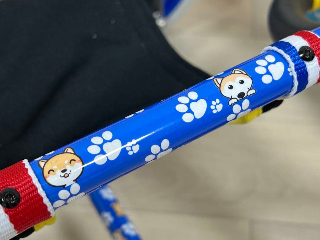 犬の車椅子、柴犬用4輪車、犬用車椅子