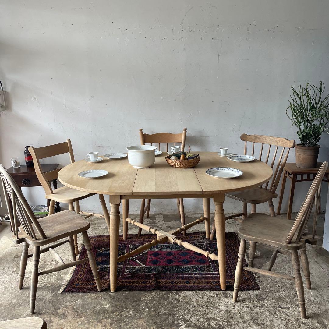 ビンテージ ラウンドエクステンションダイニングテーブル 剥離