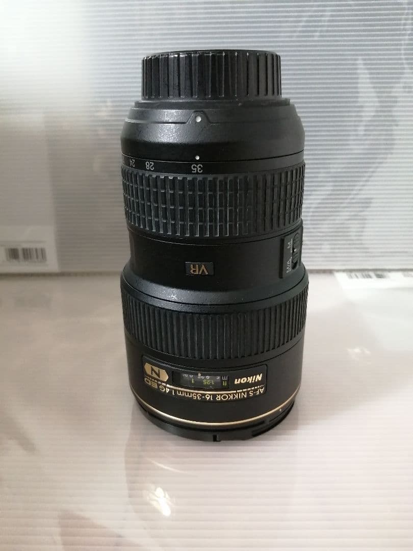 AF-S NIKKOR 16-35mm f/4G VR ズームレンズ