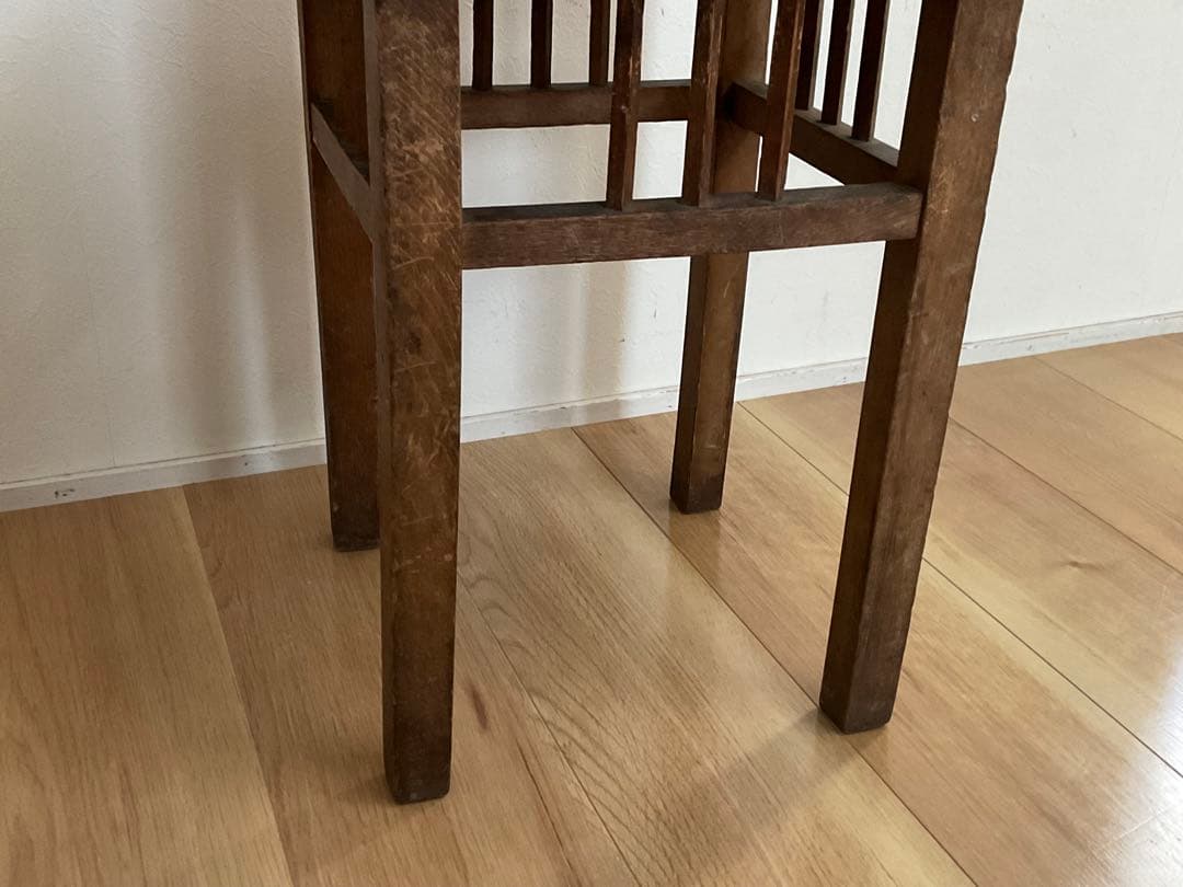 ヴィンテージ　アンティークスツール　透かし三本梯子　椅子　古道具