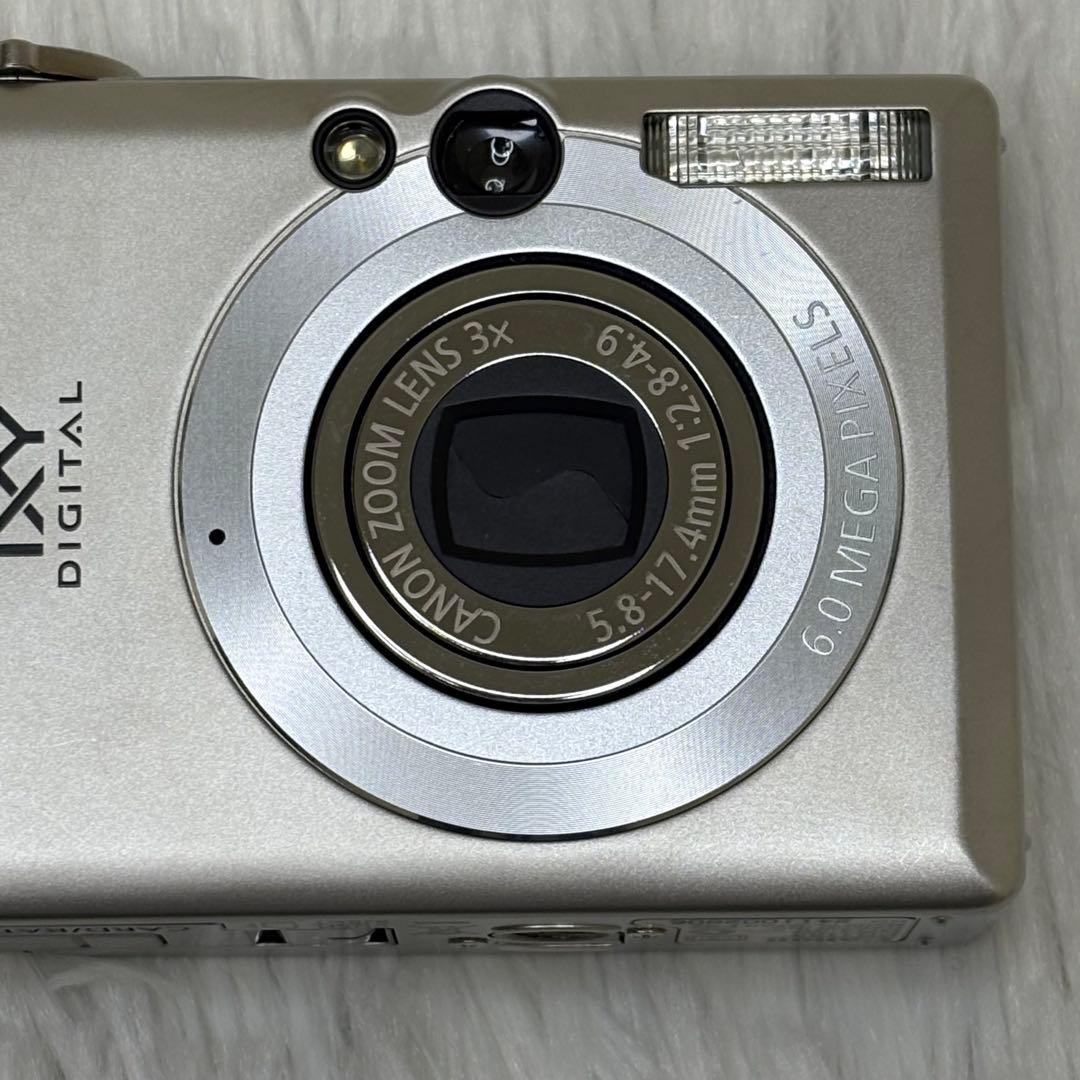 Canon カメラ　IXY 70 PC1193 充電器　箱 コンデジ　動作品