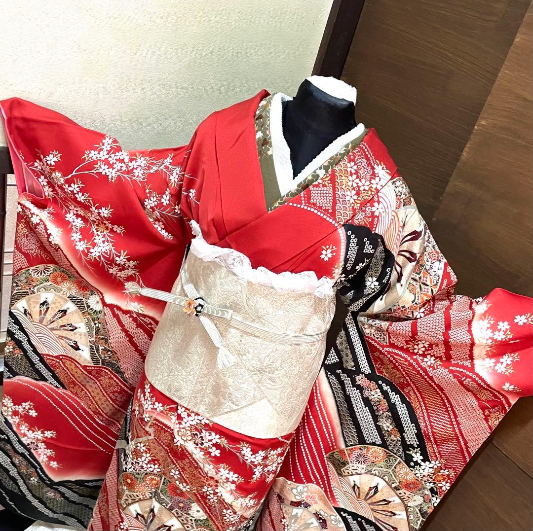 振袖 フルセット6点サイズM〜Ｌ駒刺繍　立波吉祥花文　暈し染め　金銀彩　正絹