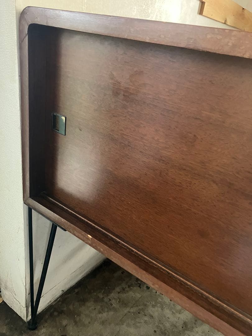 北欧ヴィンテージ風　サイドボード　アイアンレッグ