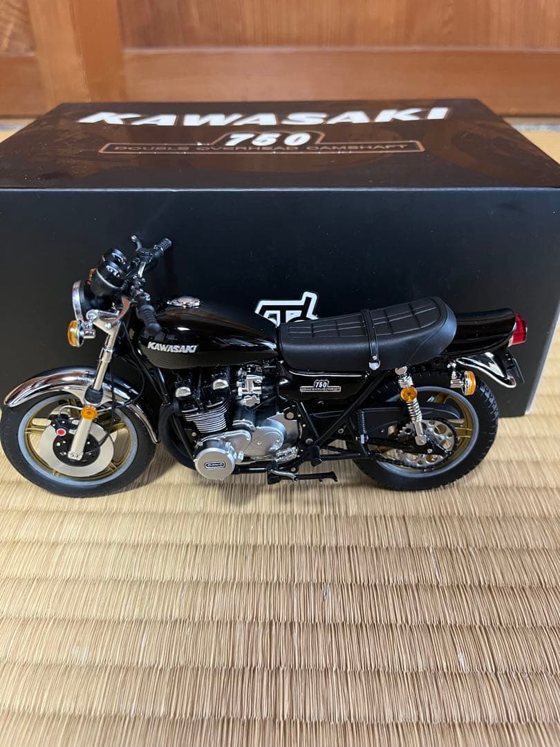 WITSマイルストーン 1/12 カワサキ Z750 ZⅡ A 改