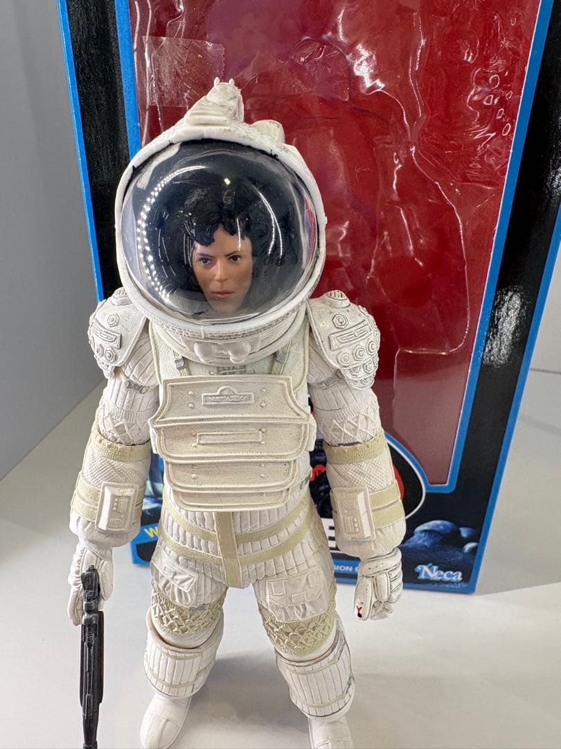 ネカ　エイリアン　リプリー　豆魚雷