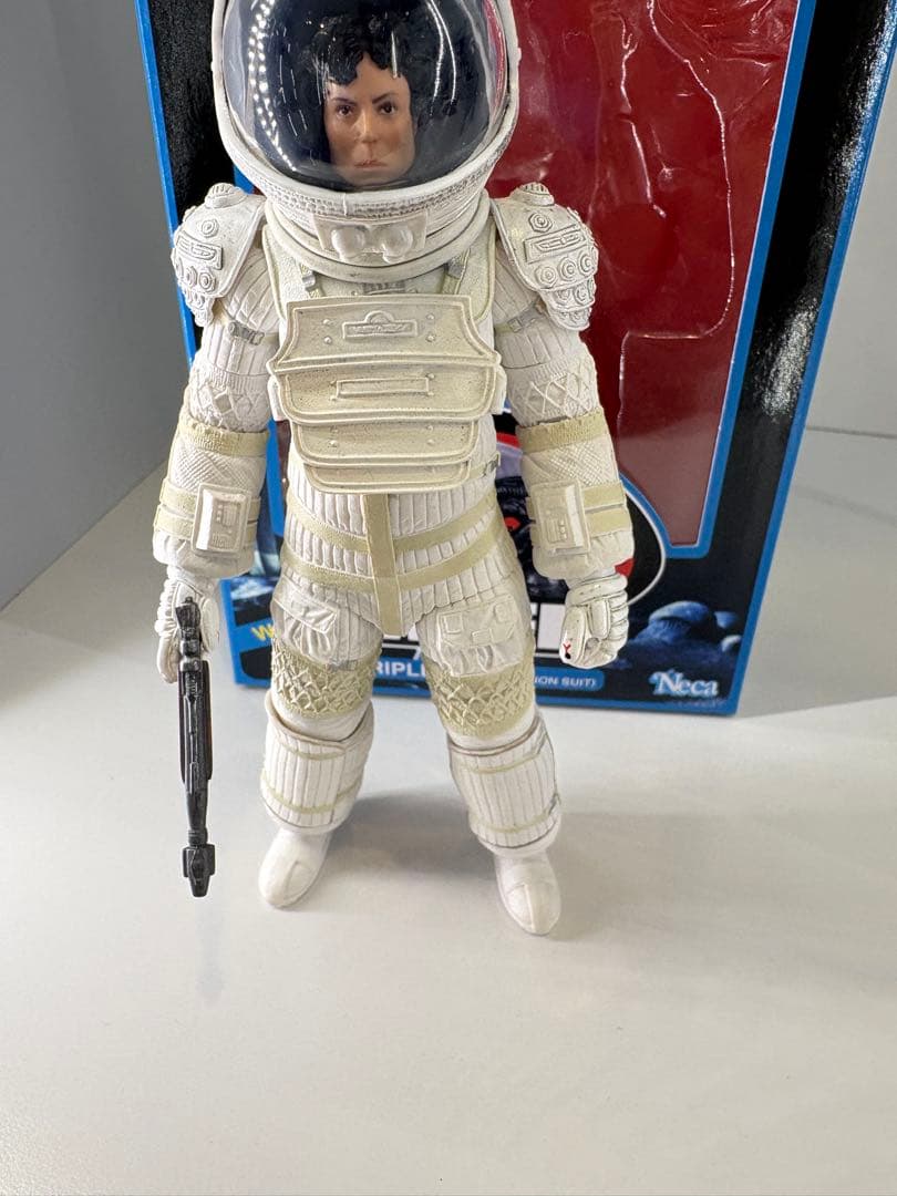 ネカ　エイリアン　リプリー　豆魚雷